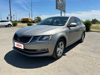 2018 Skoda Octavia III (A7) Рестайлинг, бежевый, 1750000 рублей, вид 1