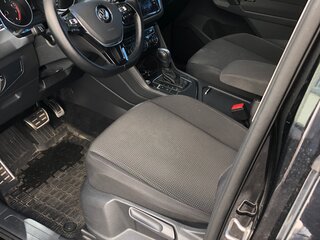 2020 Volkswagen Tiguan II, чёрный, 2099000 рублей, вид 5