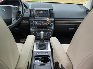 2013 Land Rover Freelander II Рестайлинг 2, красный, 1650000 рублей, вид 5