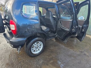 2006 Chevrolet Niva I, чёрный, 190000 рублей, вид 5