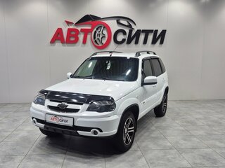 2018 Chevrolet Niva I Рестайлинг, белый, 699000 рублей, вид 3