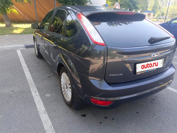 2010 Ford Focus II Рестайлинг, серый - вид 6