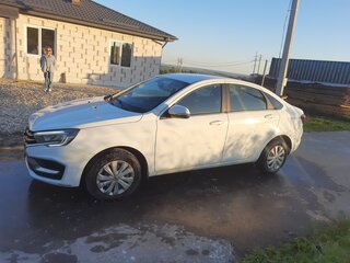 2024 Lada (ВАЗ) Vesta I Рестайлинг (NG), белый, 990000 рублей, вид 4
