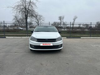 2018 Volkswagen Polo V Рестайлинг, белый, 1325000 рублей, вид 2