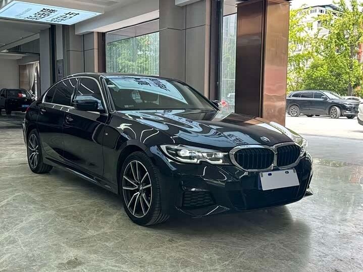 Открыть фотографии: BMW 3 серии VII (G2x)