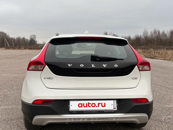 2014 Volvo V40 Cross Country I, белый, 1390000 рублей - вид 3