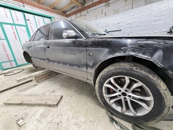 1995 Audi A8 I (D2), чёрный, 260000 рублей - вид 9