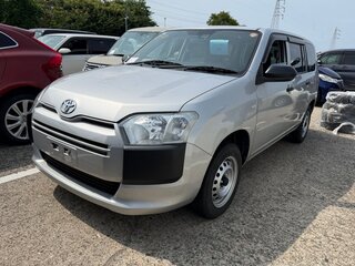 2022 Toyota Probox I Рестайлинг, серебристый, 870999 рублей, вид 2