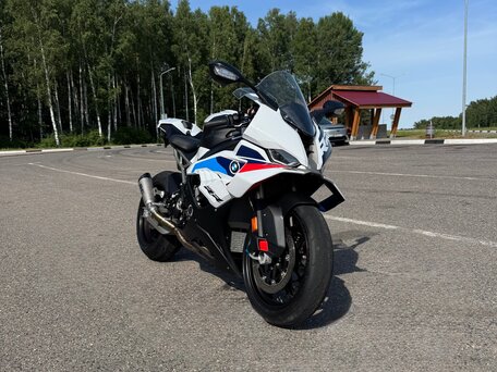 2025 BMW S 1000 RR, белый, 2300000 рублей, вид 2