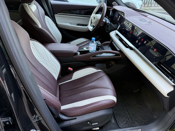 2023 Geely Monjaro (Xingyue L) I, чёрный, 3000000 рублей - вид 10