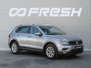 2017 Volkswagen Tiguan II, серебристый, 2000000 рублей, вид 1