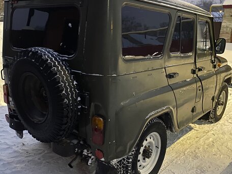 2001 УАЗ 315142, зелёный, 286000 рублей, вид 3