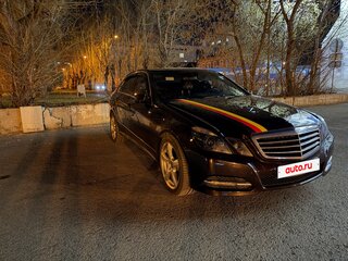 2011 Mercedes-Benz E-Класс 300 IV (W212, S212, C207), коричневый, 1800000 рублей, вид 3