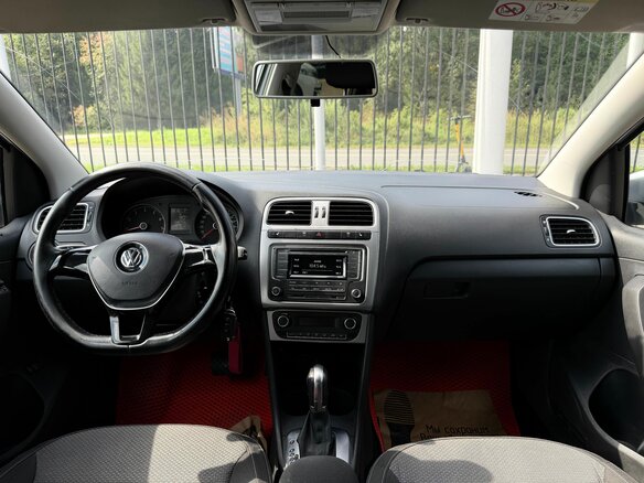 2016 Volkswagen Polo V Рестайлинг, серебристый - вид 9