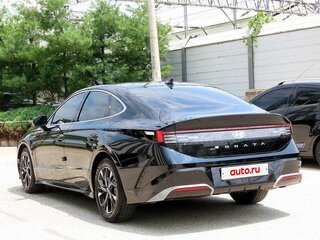 2023 Hyundai Sonata VIII (DN8) Рестайлинг, чёрный, 2110005 рублей, вид 4