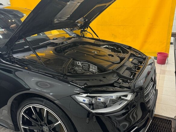 2021 Mercedes-Benz S-Класс 400 d 4MATIC VII (W223), чёрный, 11100000 рублей - вид 1