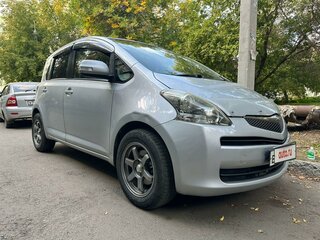 2010 Toyota Ractis I, серебристый, 750000 рублей, вид 5