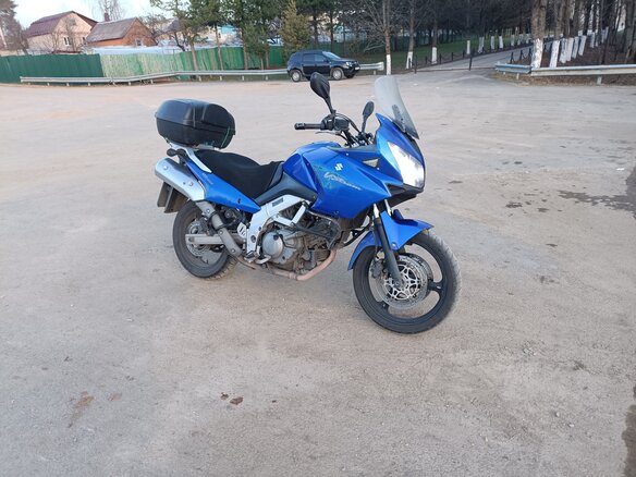 2004 Suzuki V-Strom DL 650, синий, 380000 рублей - вид 2