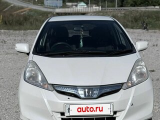 2010 Honda Fit Hybrid II, белый, 750000 рублей, вид 1