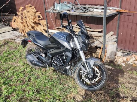 2020 Bajaj Dominar 400, чёрный, 375000 рублей, вид 2