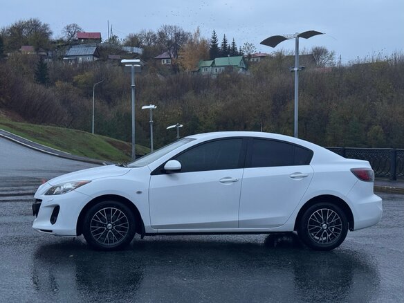 2012 Mazda 3 II (BL) Рестайлинг, белый, 880000 рублей - вид 6
