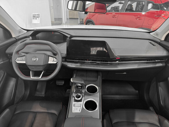2025 Changan UNI-S I, белый - вид 8
