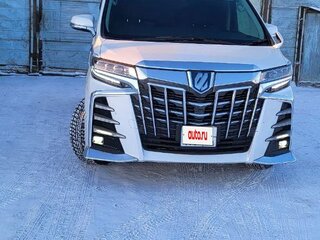 2019 Toyota Alphard III Рестайлинг, белый, 4500000 рублей, вид 3