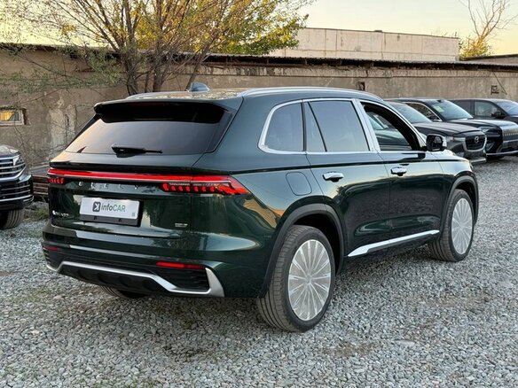 2026 Geely Monjaro I Рестайлинг, зелёный, 4030300 рублей - вид 4