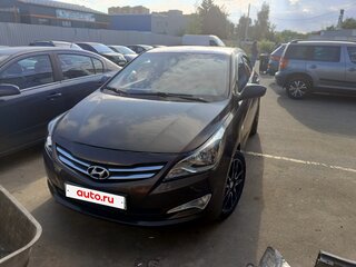 2014 Hyundai Solaris I Рестайлинг, коричневый, 935000 рублей, вид 3
