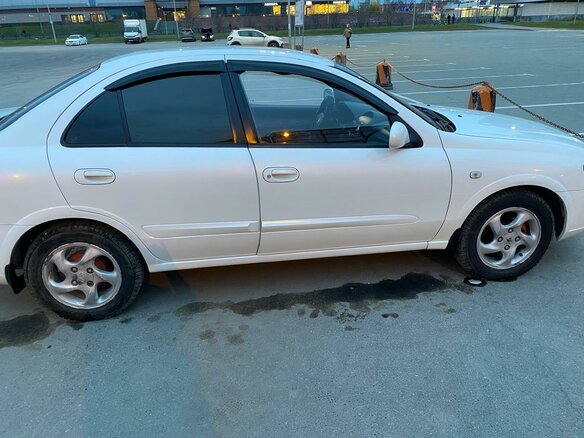 2012 Nissan Almera Classic I, белый, 680000 рублей - вид 2