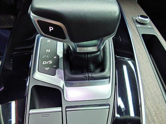 2020 Audi Q5 45 TFSI II (FY) Рестайлинг, серый, 4755000 рублей - вид 10