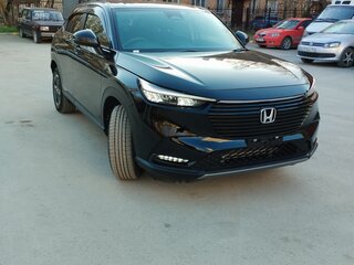 2021 Honda Vezel II, чёрный, 2420000 рублей, вид 3