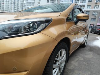 2018 Nissan Note e-Power II Рестайлинг, золотистый, 1460000 рублей, вид 4