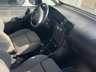 2002 Opel Zafira A, серебристый, 245000 рублей, вид 4