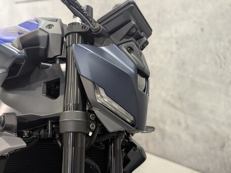 2024 Yamaha MT-09 (FZ-09), синий, 1340510 рублей, вид 3