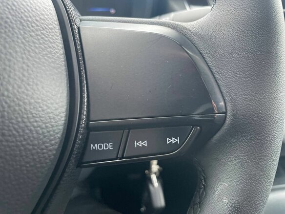 2019 Toyota Corolla XII (E210), чёрный, 1620000 рублей - вид 10