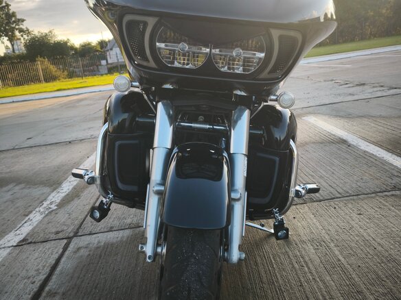 2015 Harley-Davidson Road Glide, чёрный, 1400000 рублей - вид 17