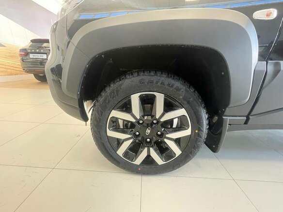 2026 Lada (ВАЗ) Niva Travel I Рестайлинг, чёрный, 1814000 рублей - вид 6