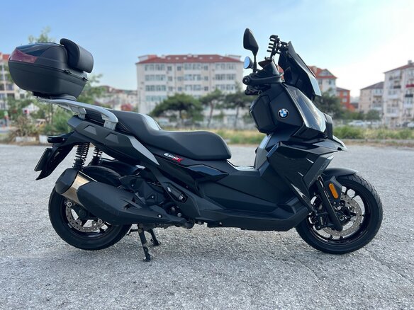 2019 BMW C 400 X, чёрный, 600000 рублей - вид 2