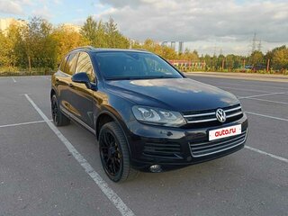 2011 Volkswagen Touareg II, чёрный, 1790000 рублей, вид 4