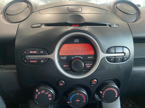 2008 Mazda 2 II (DE), серый, 346000 рублей - вид 26