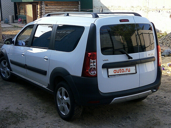 2015 Lada (ВАЗ) Largus Cross I, белый, 800000 рублей - вид 2