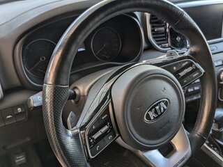 2020 Kia Sportage IV Рестайлинг, белый, 3000000 рублей, вид 4