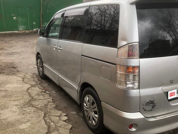 2002 Toyota Voxy I (R60), серебристый, 807000 рублей - вид 5
