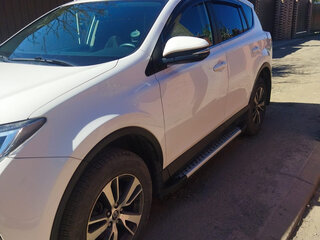 2016 Toyota RAV4 IV (XA40) Рестайлинг, белый, 3000000 рублей, вид 4