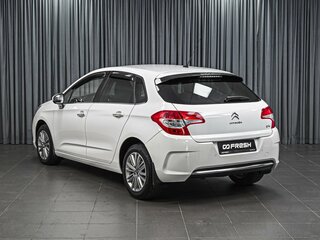 2012 Citroen C4 II, белый, 977000 рублей, вид 2