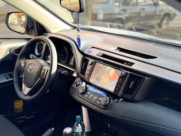 2018 Toyota RAV4 IV (XA40) Рестайлинг, белый, 2399000 рублей - вид 6