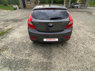 2012 Hyundai Solaris I, чёрный, 700000 рублей, вид 2