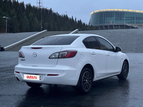 2012 Mazda 3 II (BL) Рестайлинг, белый, 880000 рублей - вид 4