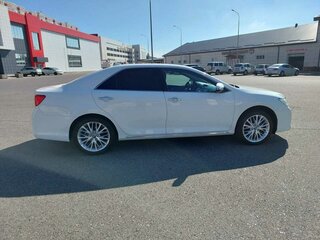 2014 Toyota Camry VII (XV50), белый, 2050000 рублей, вид 5